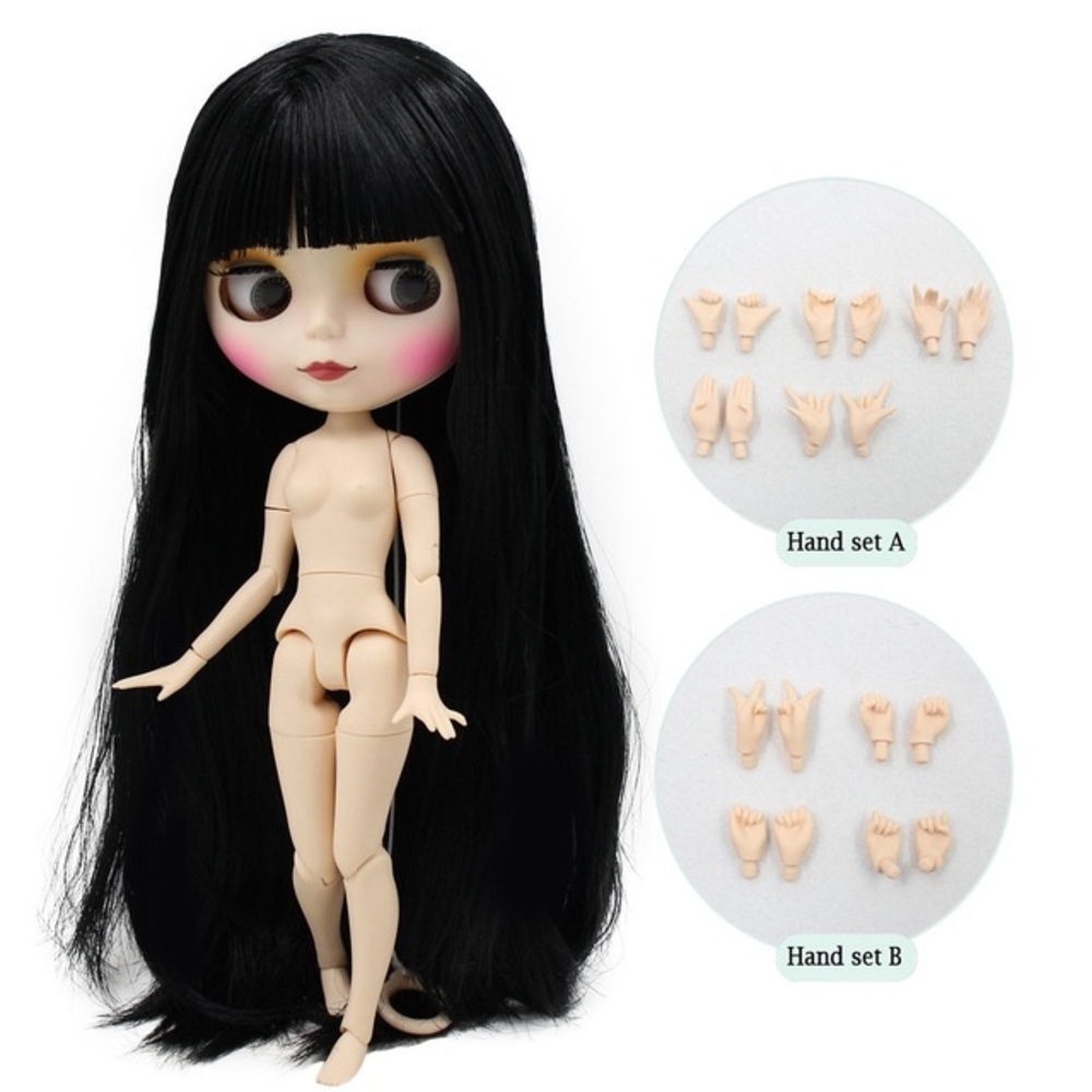 Blythe doll